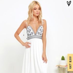 White and Black Maxi LuLu’s dress, size M